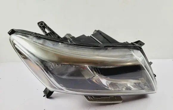 Nissan Pathfinder R52 Headlight/headlamp 949684 93710825