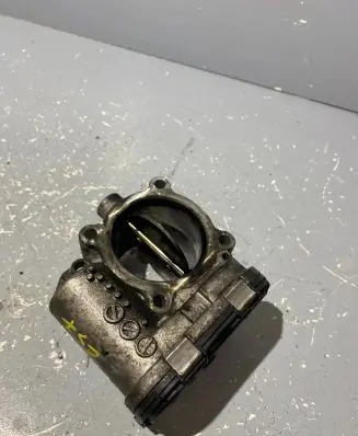 Volvo XC60 Throttle body valve 31216665 0280750520