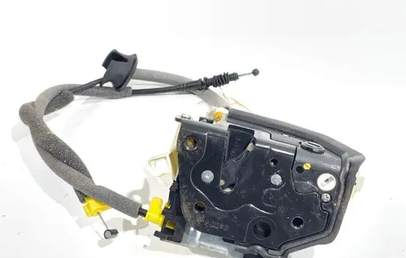 Audi A4 S4 B9 Rear door lock 8X0839016E