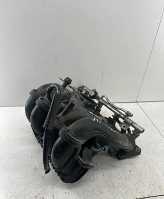 Mercedes-Benz C W203 Intake manifold