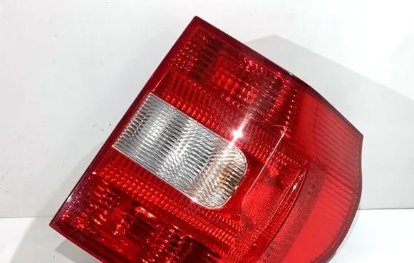 Skoda Yeti (5L) Rear/tail lights 5L0945096