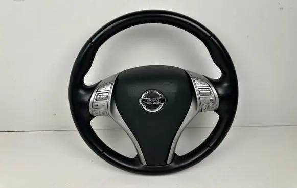 Nissan Qashqai Steering wheel