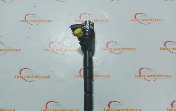 Opel Insignia A Fuel injector 0445110327