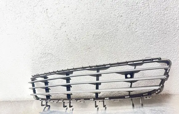 Opel Astra H Front bumper lower grill 24460271