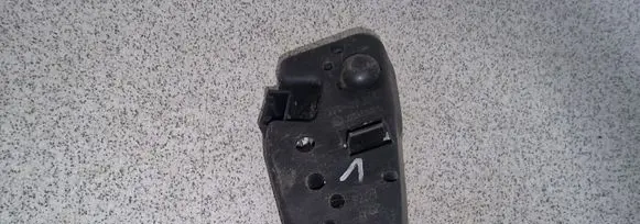 BMW 3 E46 Tail light bulb cover holder 6907937