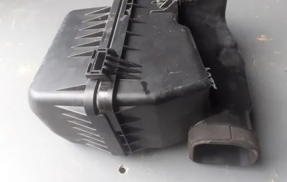 KIA Carnival Air filter box 281114D400