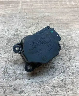 Volvo V70 Air flap motor/actuator 30676511 060427 16075