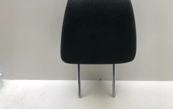 Honda CR-V Front seat headrest 