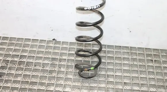 Toyota C-HR I Rear coil spring