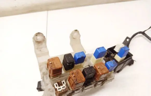 Nissan X-Trail T30 Fuse box set 