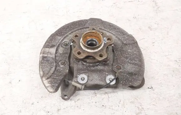 BMW 5 G30 G31 G38 Rear wheel hub spindle/knuckle 6866337
