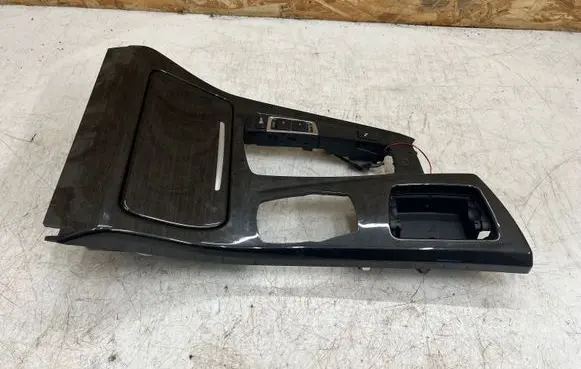 BMW 5 F10 F11 Center console