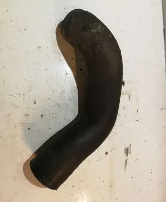 Volvo V70 Intercooler hose/pipe
