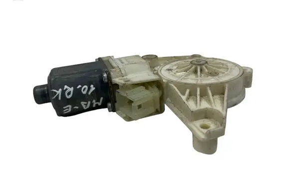 Mercedes-Benz E W212 Front door window regulator motor A2048200142 0130822503 971219100