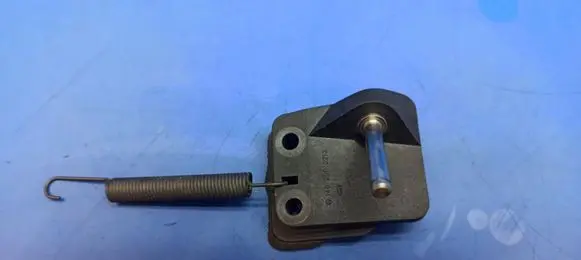 Mercedes-Benz S W140 Accelerator throttle pedal bracket 1403000213