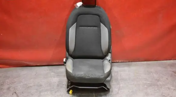 Citroen C3 Picasso Front driver seat 