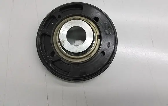 Ford Focus Crankshaft pulley H6BG6316AB