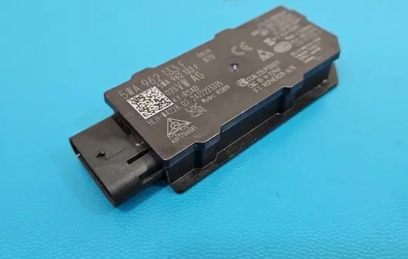 Skoda Octavia Mk4 Central body control module 5WA962133F IMPRK1582365