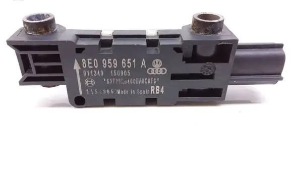 Audi A3 S3 8P Airbag deployment crash/impact sensor 8E0959651A