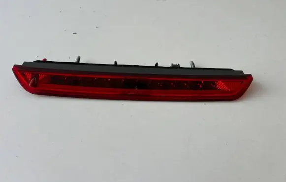 Peugeot 308 Third/center stoplight 9825453680