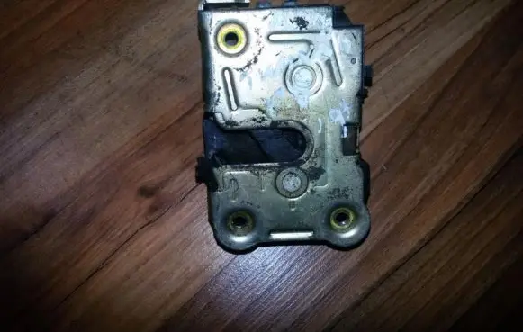 Renault Twingo I Front door lock