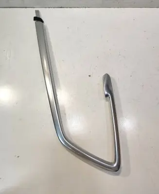 Volvo V60 Front door trim bar 8635848
