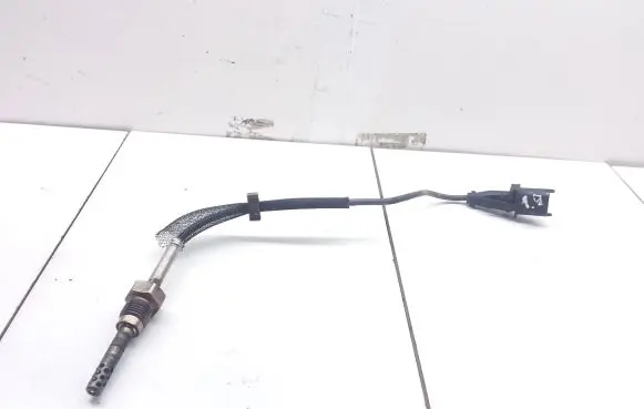 Opel Zafira B Exhaust gas temperature sensor 55355404