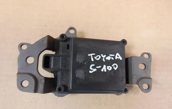 Toyota C-HR I Distronic sensor radar 88210F4050