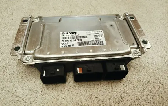 Citroen C4 I Engine control unit/module ECU 9664389280 9661506580 0261201995