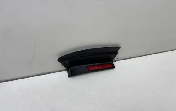 Volkswagen PASSAT B6 Rear/tail light trim molding 3C9945100A 3C9945312A