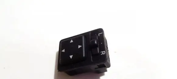 Toyota Avensis T220 Wing mirror switch 98903221000 84870-05020