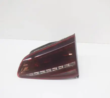 Volkswagen Golf VII Tailgate rear/tail lights 5G0945308E