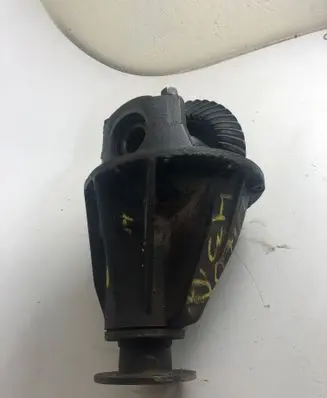 Toyota Hilux (AN10, AN20, AN30) Rear differential 41110ok450a