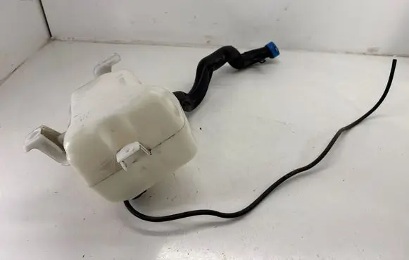 Tesla Model X Windshield washer fluid reservoir/tank 105676700B 105677200A