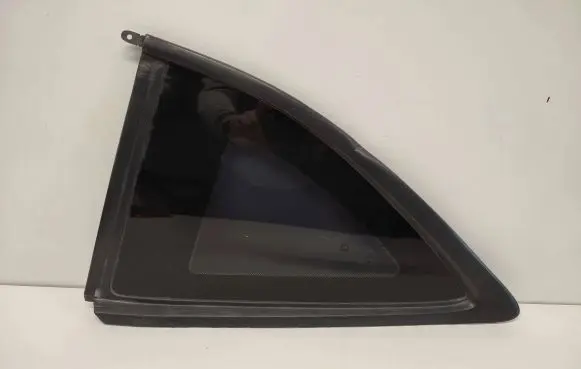 Chevrolet Camaro Rear side window 92194977