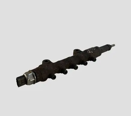 Ford Transit Fuel main line pipe
