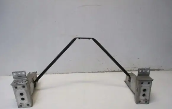 BMW X3 E83 Front bumper shock/impact absorber 7247665