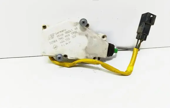 Volkswagen Sharan Fuel tank cap lock motor 7M0959775C