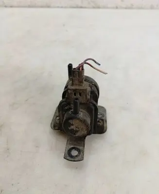 Ford Transit Turbo solenoid valve 95VB9E882AA 4715396 4522371