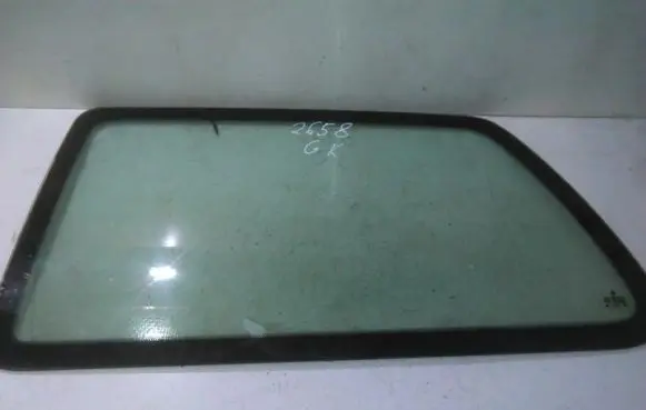 Volkswagen Golf III Rear side window