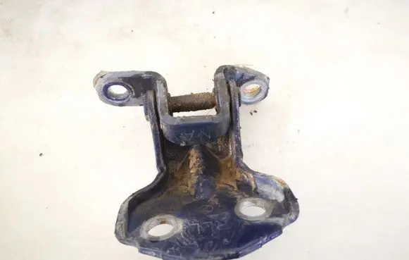 Subaru Legacy Rear door lower hinge
