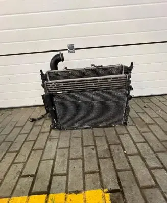 Jaguar XF X250 Radiator set CX2319710AB 9400116