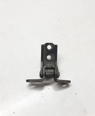 Hyundai Santa Fe Front door upper hinge