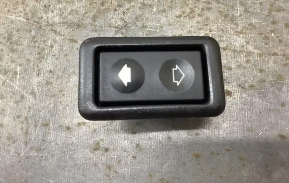 BMW 3 E36 Electric window control switch 61311387996
