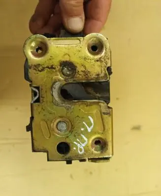 Renault Kangoo I Front door lock 
