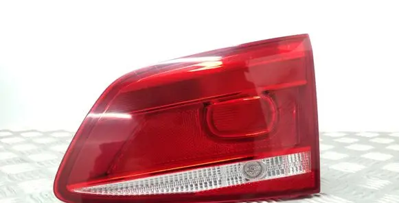 Volkswagen PASSAT B7 Tailgate rear/tail lights 3AF945094Q