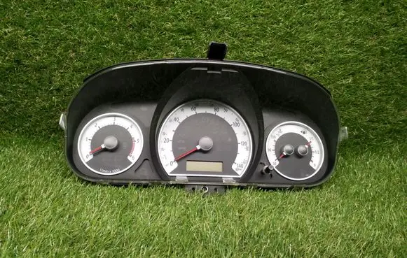 KIA Ceed Speedometer (instrument cluster) 940011H821