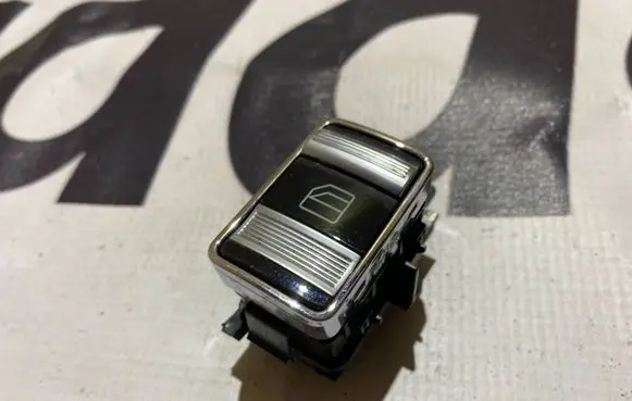Mercedes-Benz S W221 Electric window control switch A2218201710 2218201710
