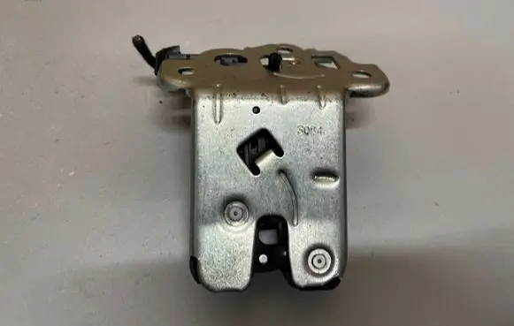 Audi A4 S4 B8 8K Loading door lock 8K9927505A