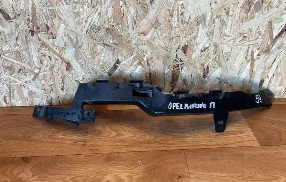 Opel Meriva B Front bumper mounting bracket 13267766